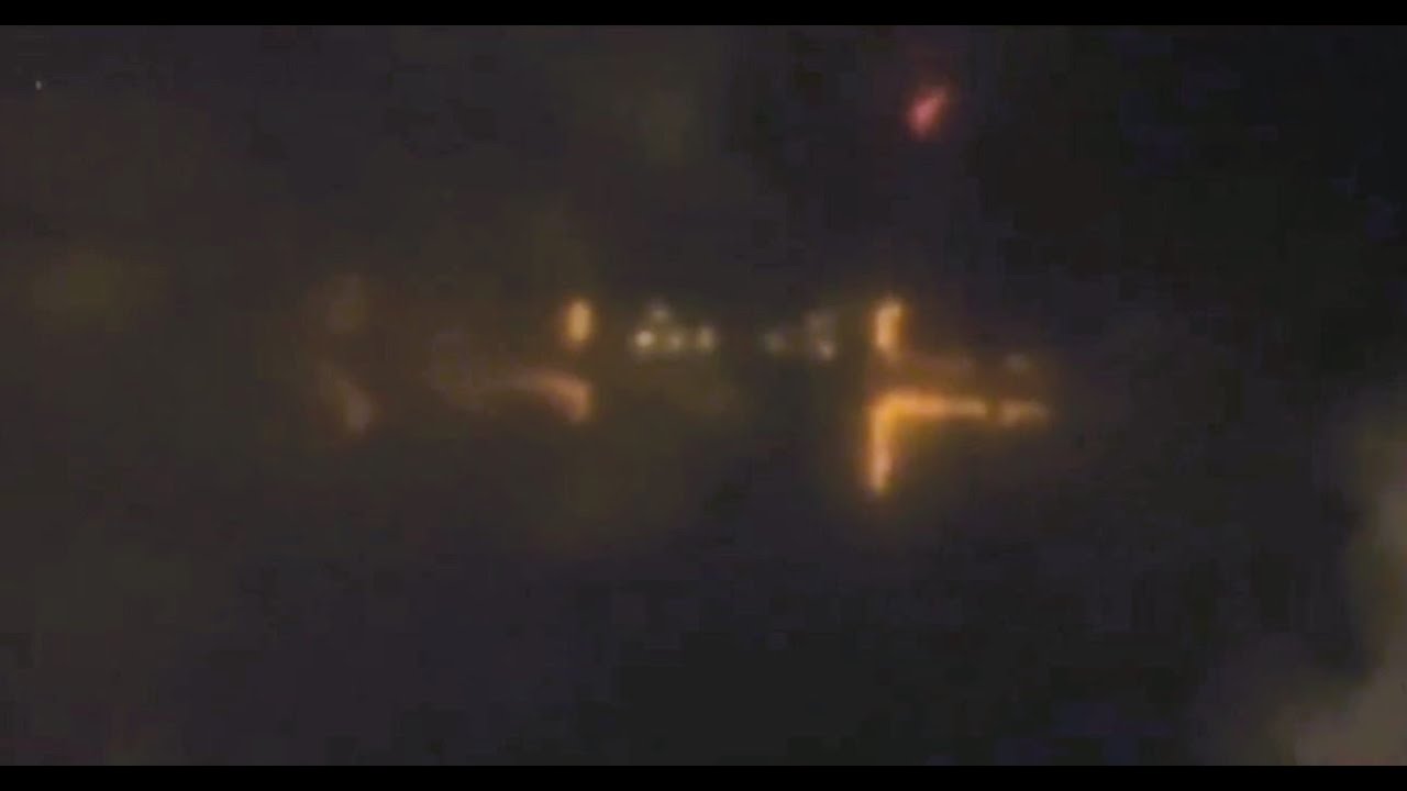 This strange and huge object was filmed in the sky over Russia