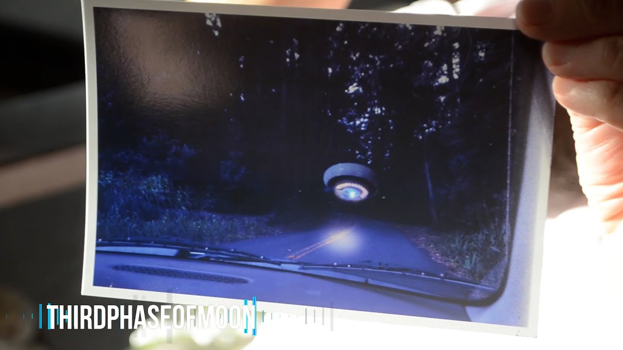 Woman Captures Otherworldly Space Craft! You Want To Watch This! 2020