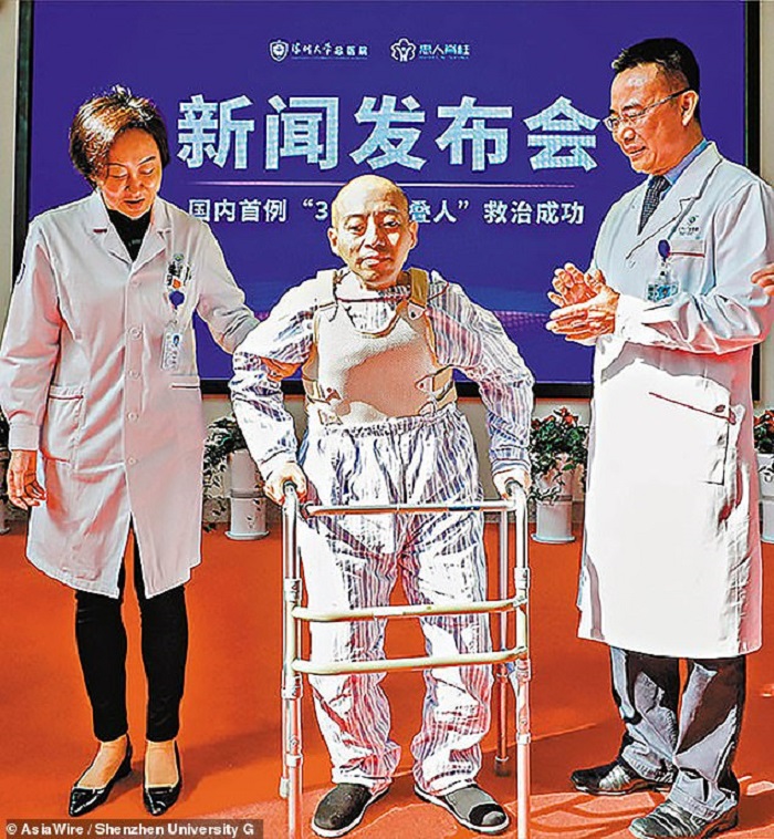 1576956765 330 A 20 year old Chinese resident has been reeling on two ankylosing
