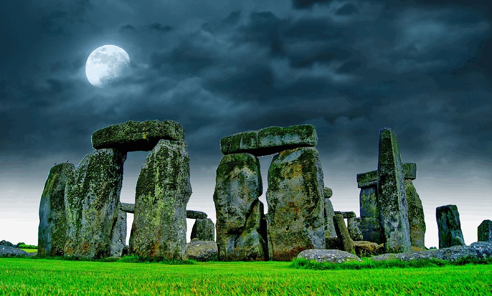 Stonehenge stones