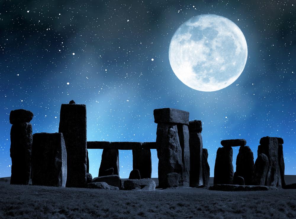 Stonehenge at night