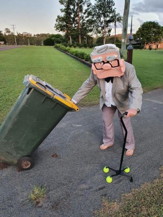 Australians dress up to take out trash People in Australia dress up to take out trash and quarantine fun