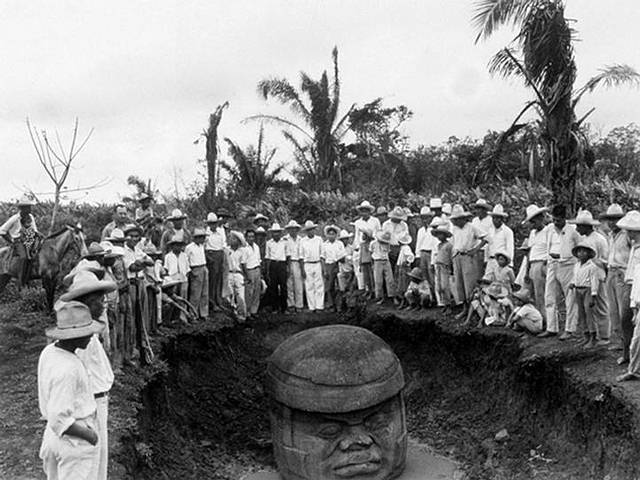 The enigma of the Olmec civilization and their connection with Atlantis