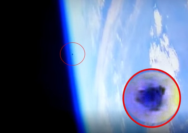 1590812726 32 NASA stops broadcasting live after showing the alleged Black Knight