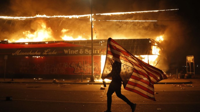 us protests china evacuates