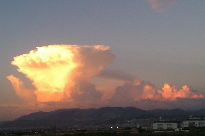 1592920466 304 Mysterious nuclear mushroom cloud near Chernobyl caused panic