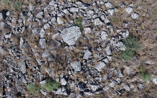 1594727199 909 Archaeologists discover strange humanoid face on 4200 year old dolmens