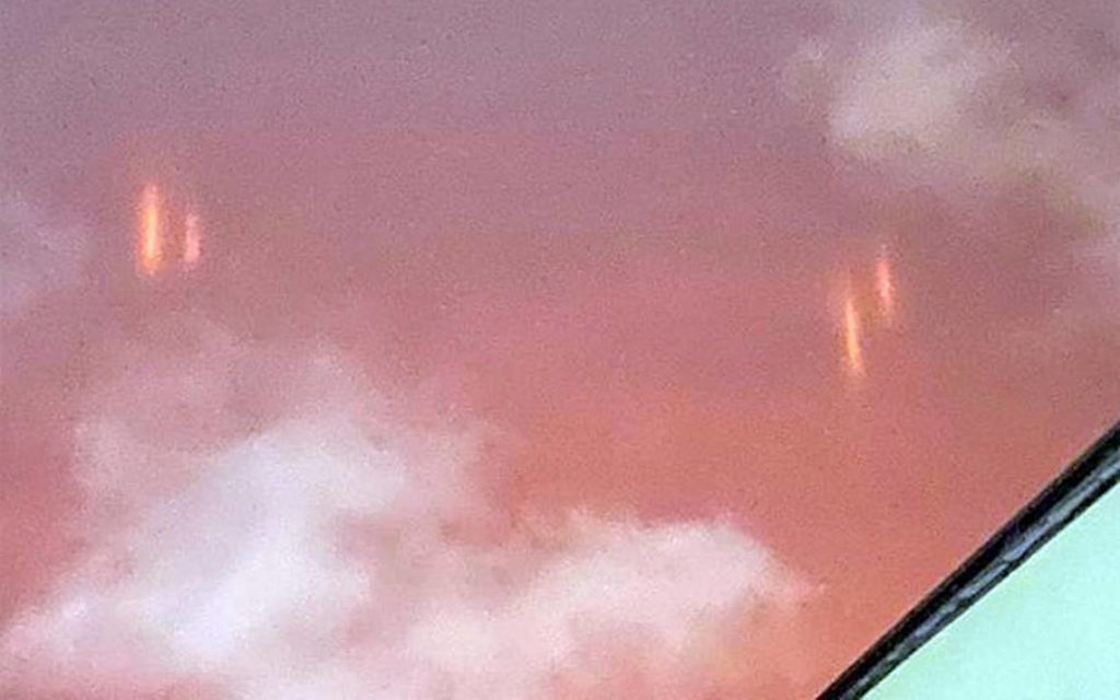 1594792827 14 Social networks in Mexico explode by lights of fire in