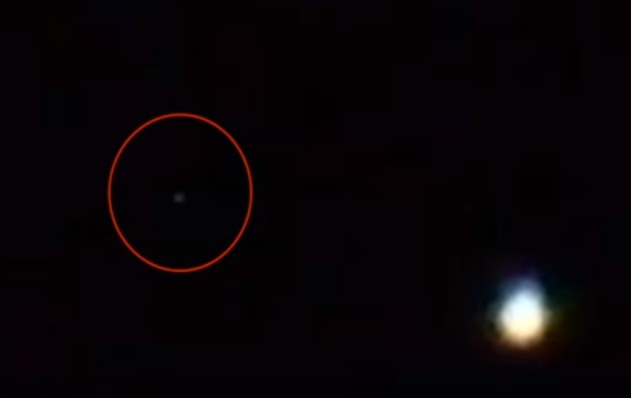 1597767518 458 Astronomer observes Alien Spaceships passing in front of the planet