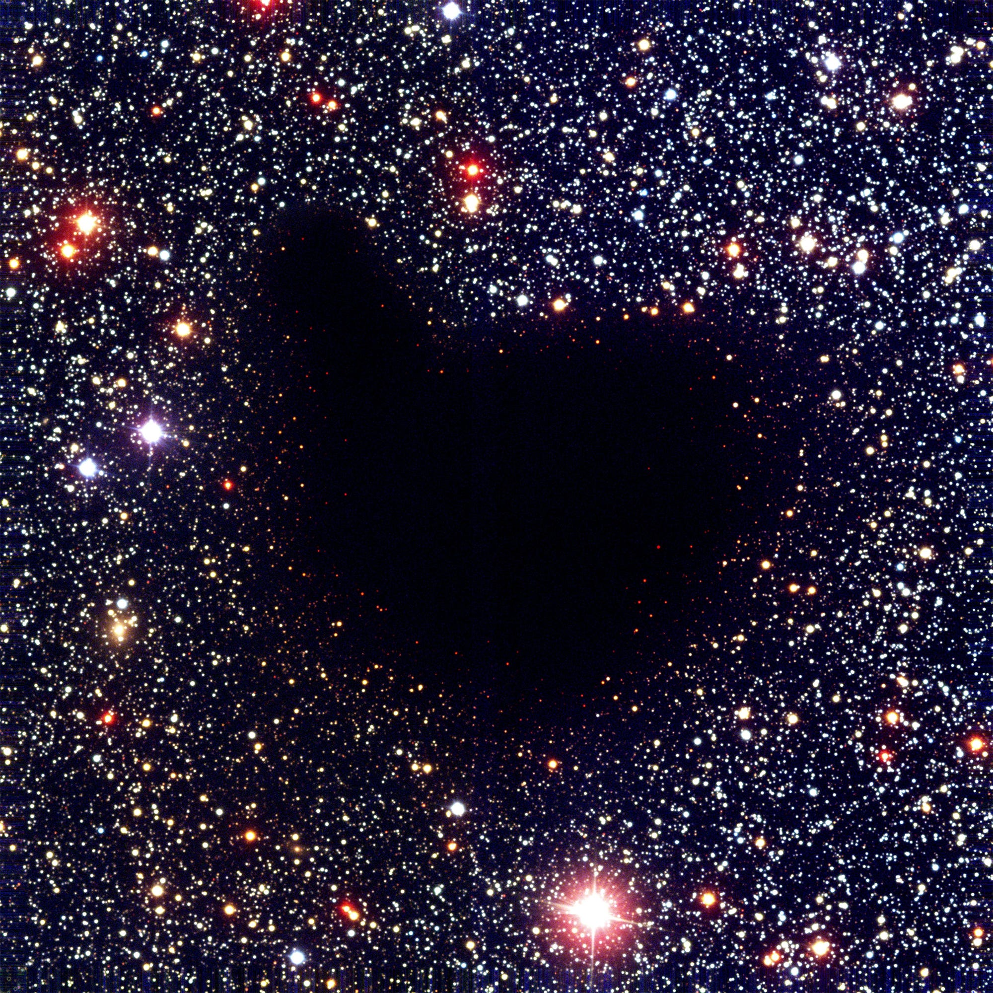 molecular cloud Barnard 68 gas space dust fors dark spot vlt exo