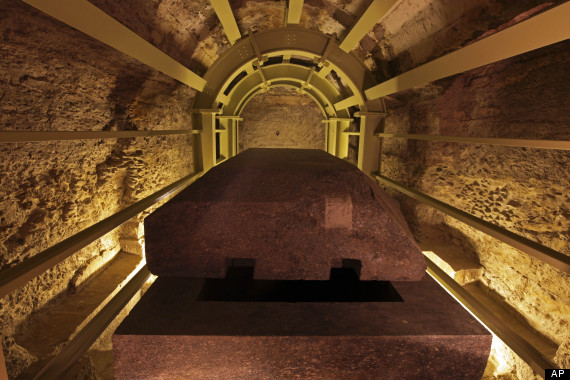 1598439748 383 EGYPT the Gigantic Sarcophagi of Saqqara used as Dimensional Portals