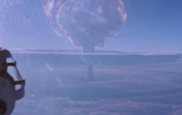 Russia declassifies video of Tsar bomb 3300 times more powerful