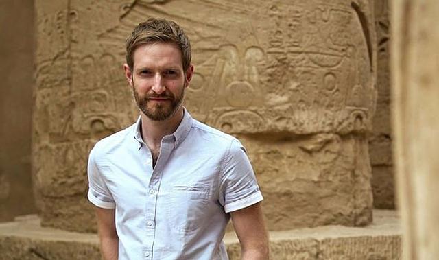 Dr. Chris Naunton.