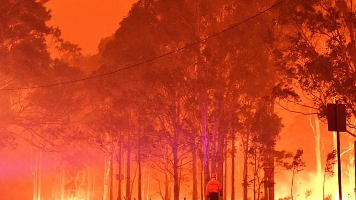 Scientists test system capable of directing storm lightning to specific targets 40 Scientists test system capable of directing storm lightning to specific targets 34
