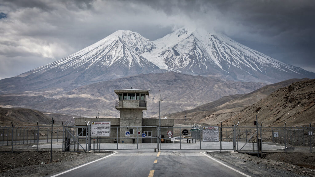 mount ararat access restriction by turkey 3