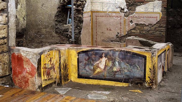 Amazingly preserved fast food stall reveals what the Romans ate