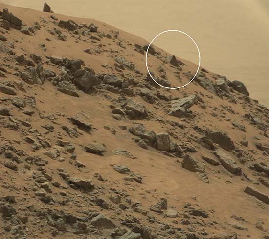 Pictures of pyramids and statues on Mars that NASA doesn't want you to see