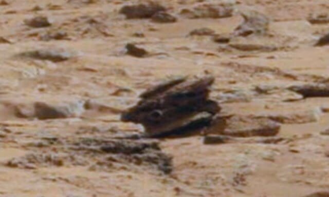 Pictures of pyramids and statues on Mars that NASA doesn't want you to see